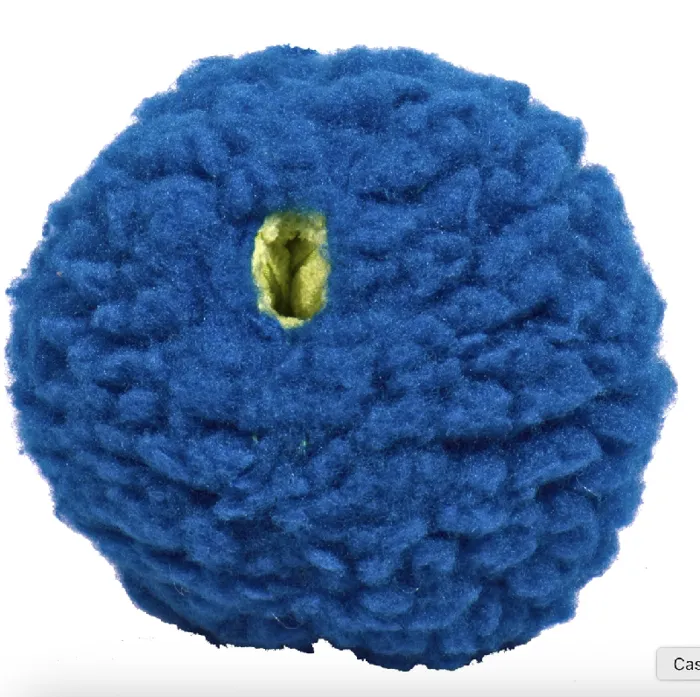 Hug D Flc Trt Ball 8" Lg