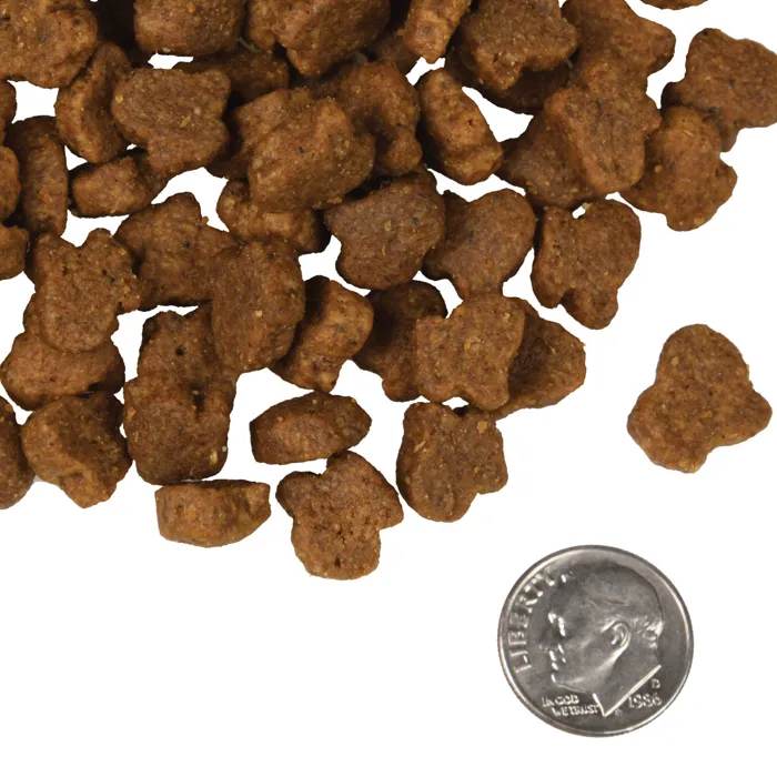 Fromm Hasen Duckenpfeffer dry dog food kibble close-up