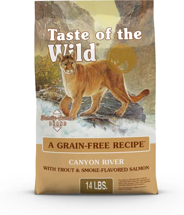 Taste of the Wild Canyon River Feline 14-lb front bag